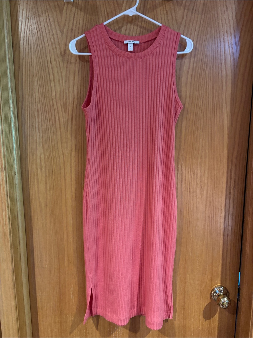 Nine West, women’s tank style dress, coral
Small